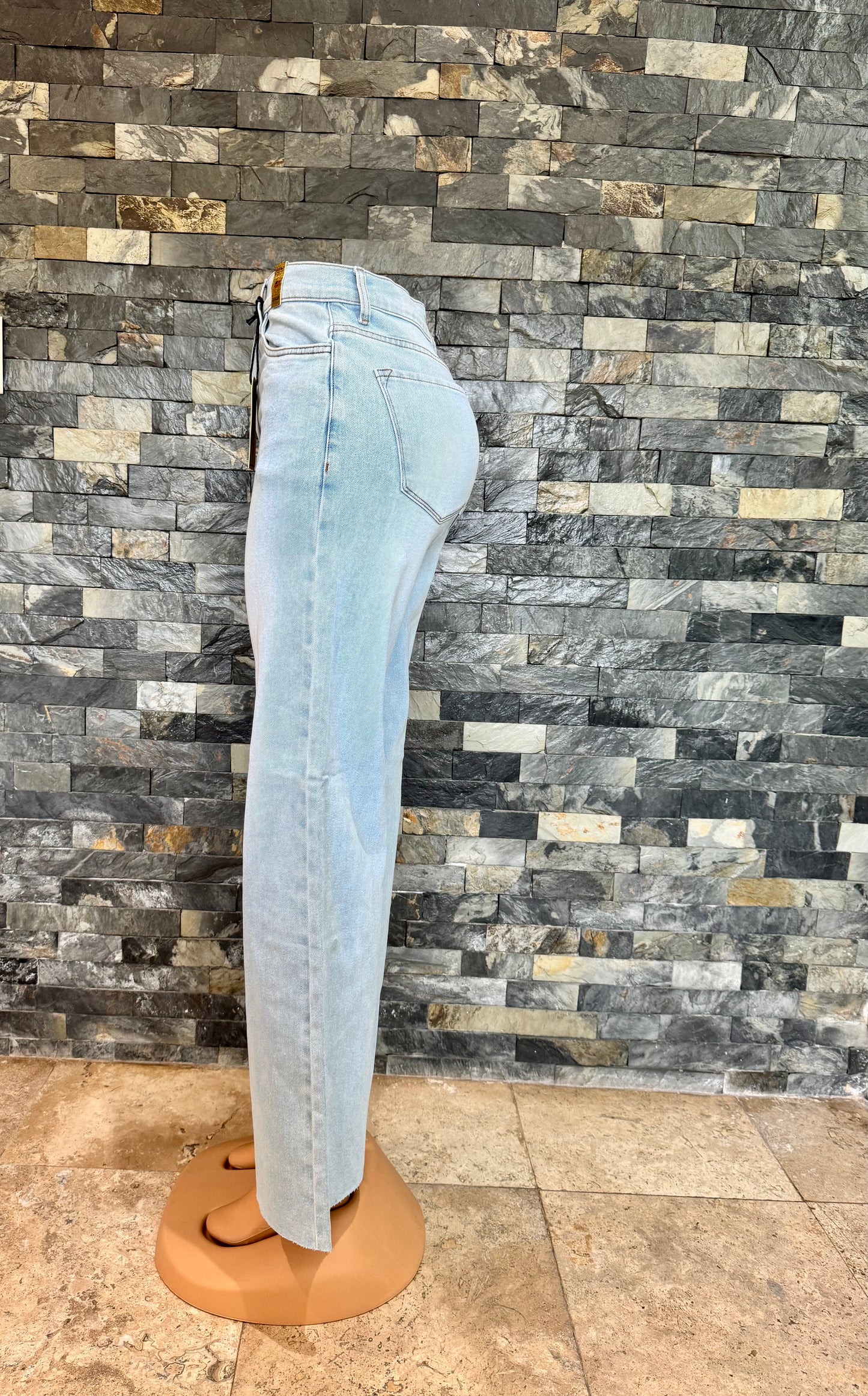 vibrant liso wide light stone rasgado