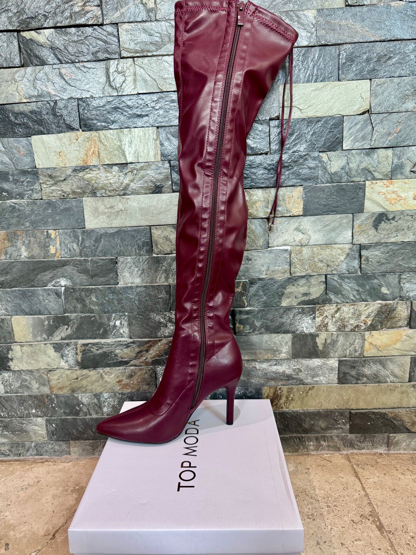 Botas over the knee vino