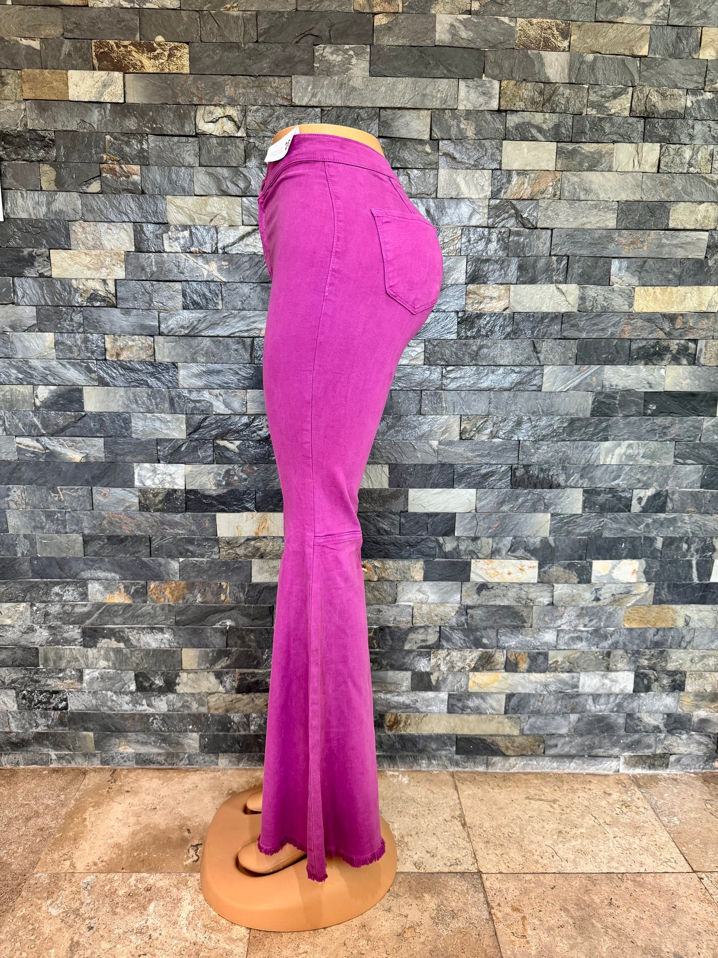 vibrant flare Magenta