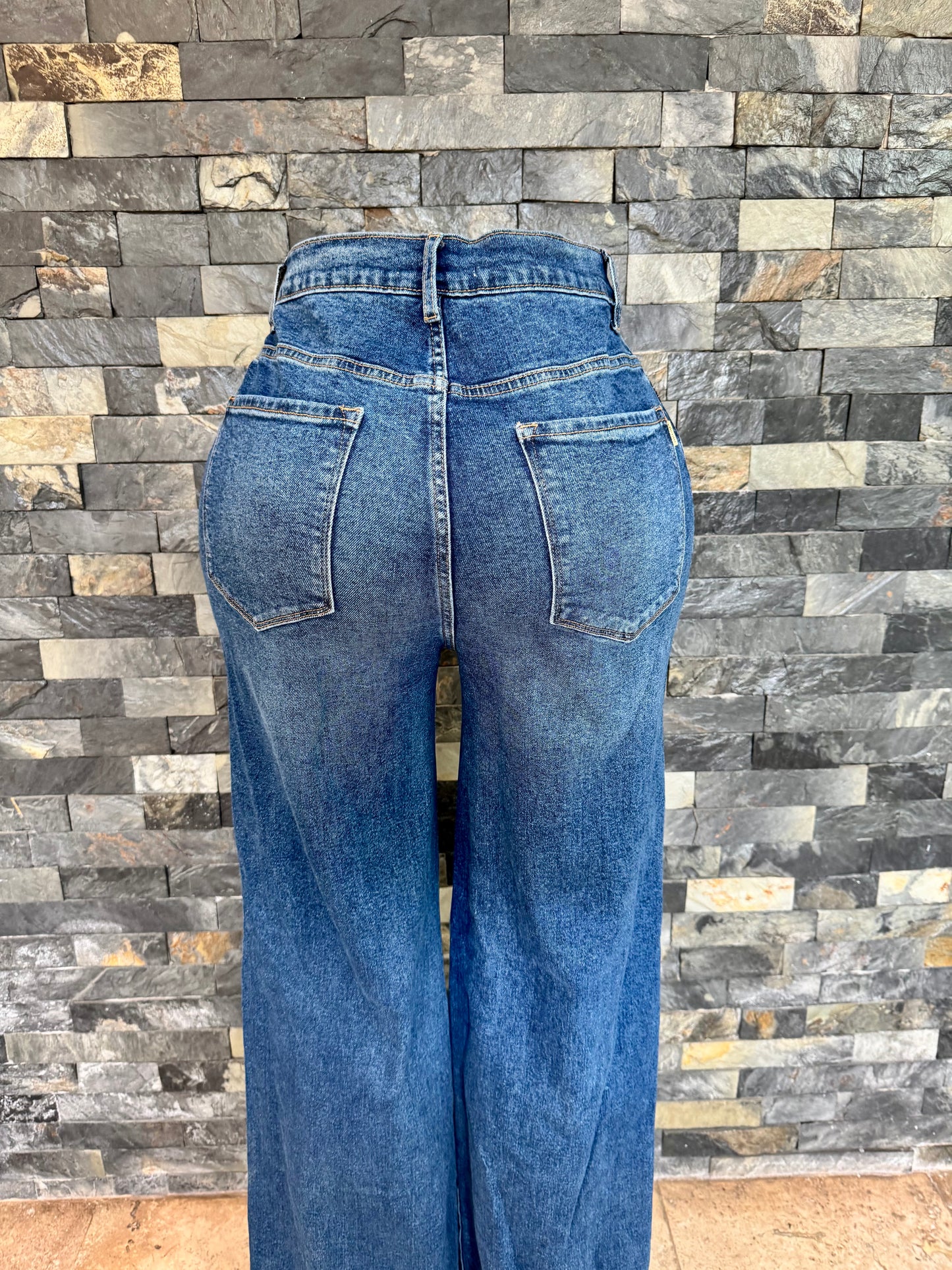 vibrant straig high waist dark stone