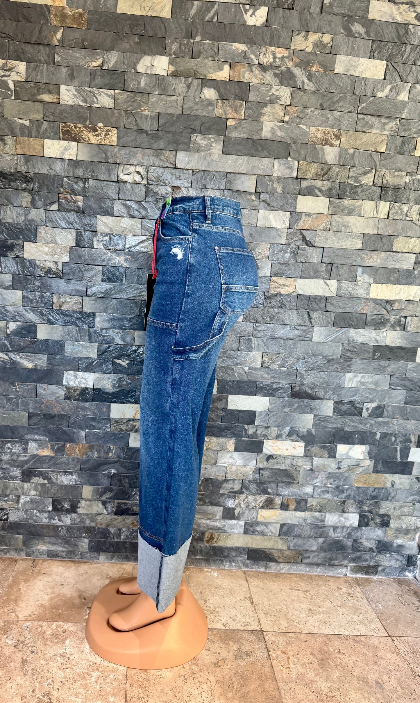 vibrant wide leg cifra up cropped dark stone