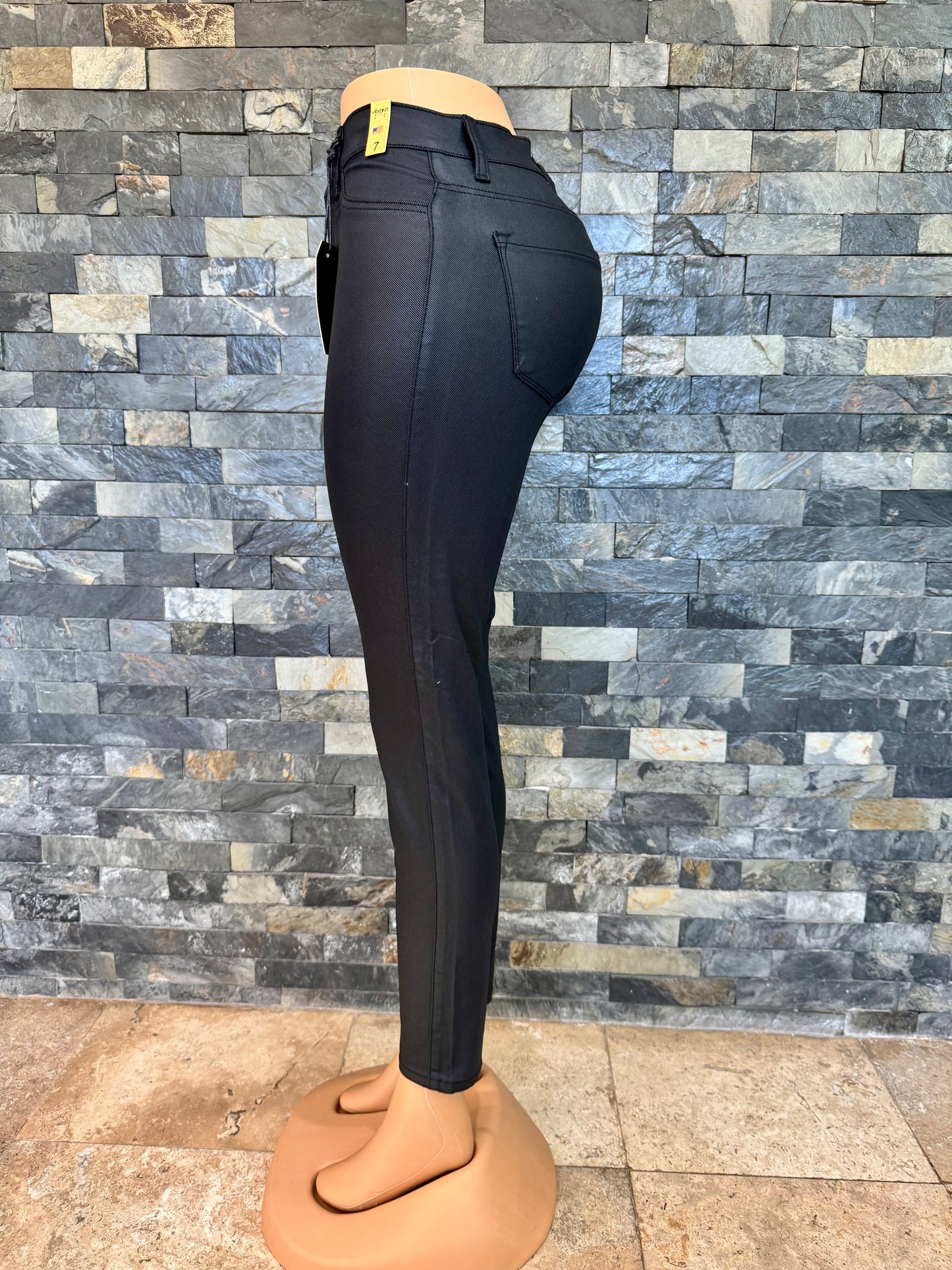 vibrant skinny coated black