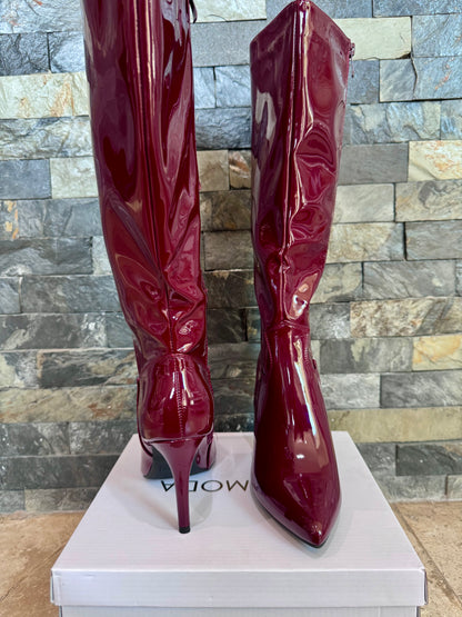 Botas de charol cherry