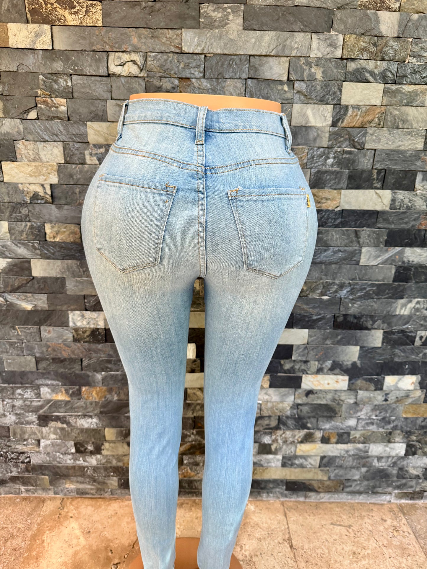 vibrant skinny ligth stone
