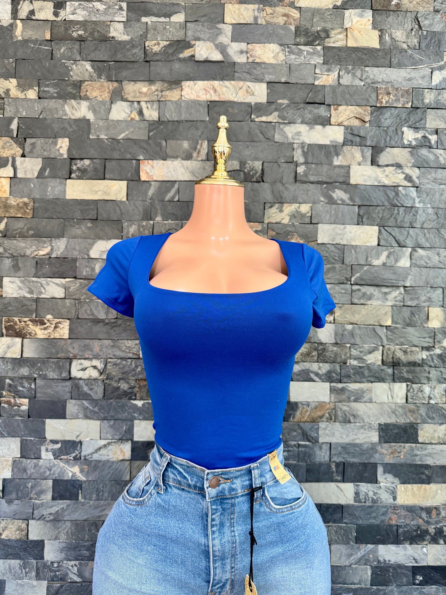 BLUSA ANA MANGA CORTA AZUL ELÉCTRICO