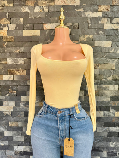 BLUSA ANA MANGA LARGA AMARILLA