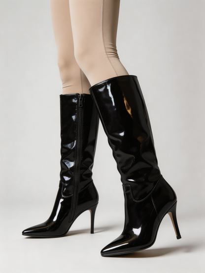 Botas de charol negro