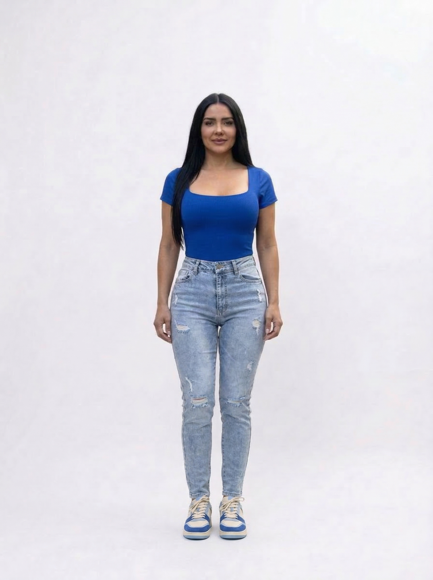 BLUSA ANA MANGA CORTA AZUL ELÉCTRICO