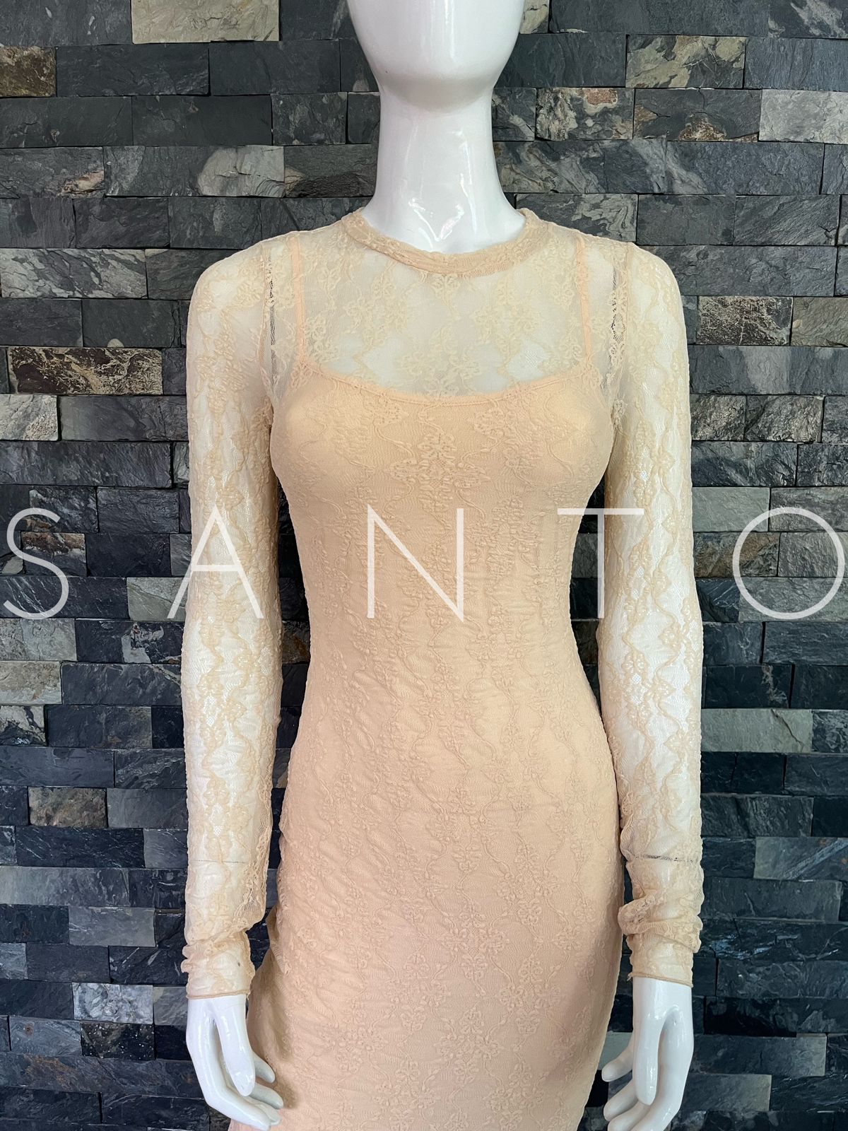 VESTIDO MIDI ENCAJE BEIGE